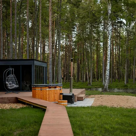 Torgu Kuningriigi Palee * Rahuste