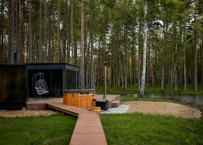 Torgu Kuningriigi Palee * Rahuste